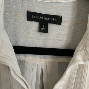 Sheer, sleeveless Banana Republic tank.